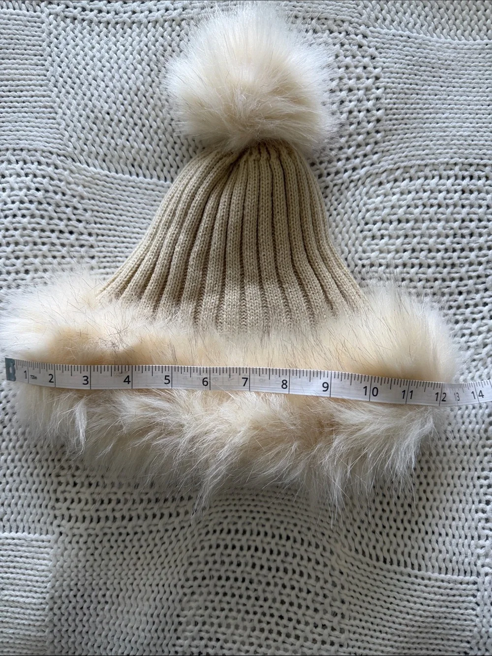 Women’s Faux Fur Pom Beanie